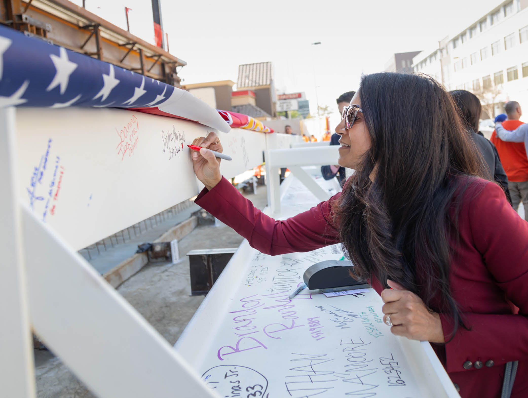  Pasadena MOB Last Beam Installation Ceremony - Keck Medicine of USC