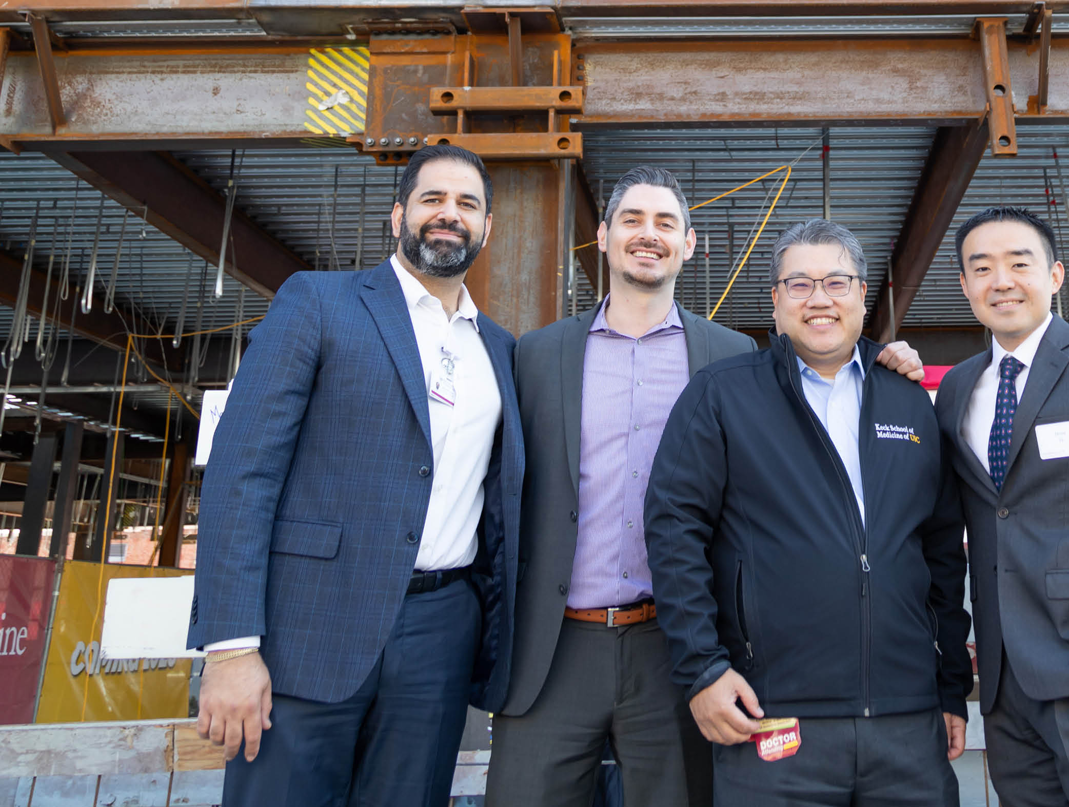  Pasadena MOB Last Beam Installation Ceremony - Keck Medicine of USC