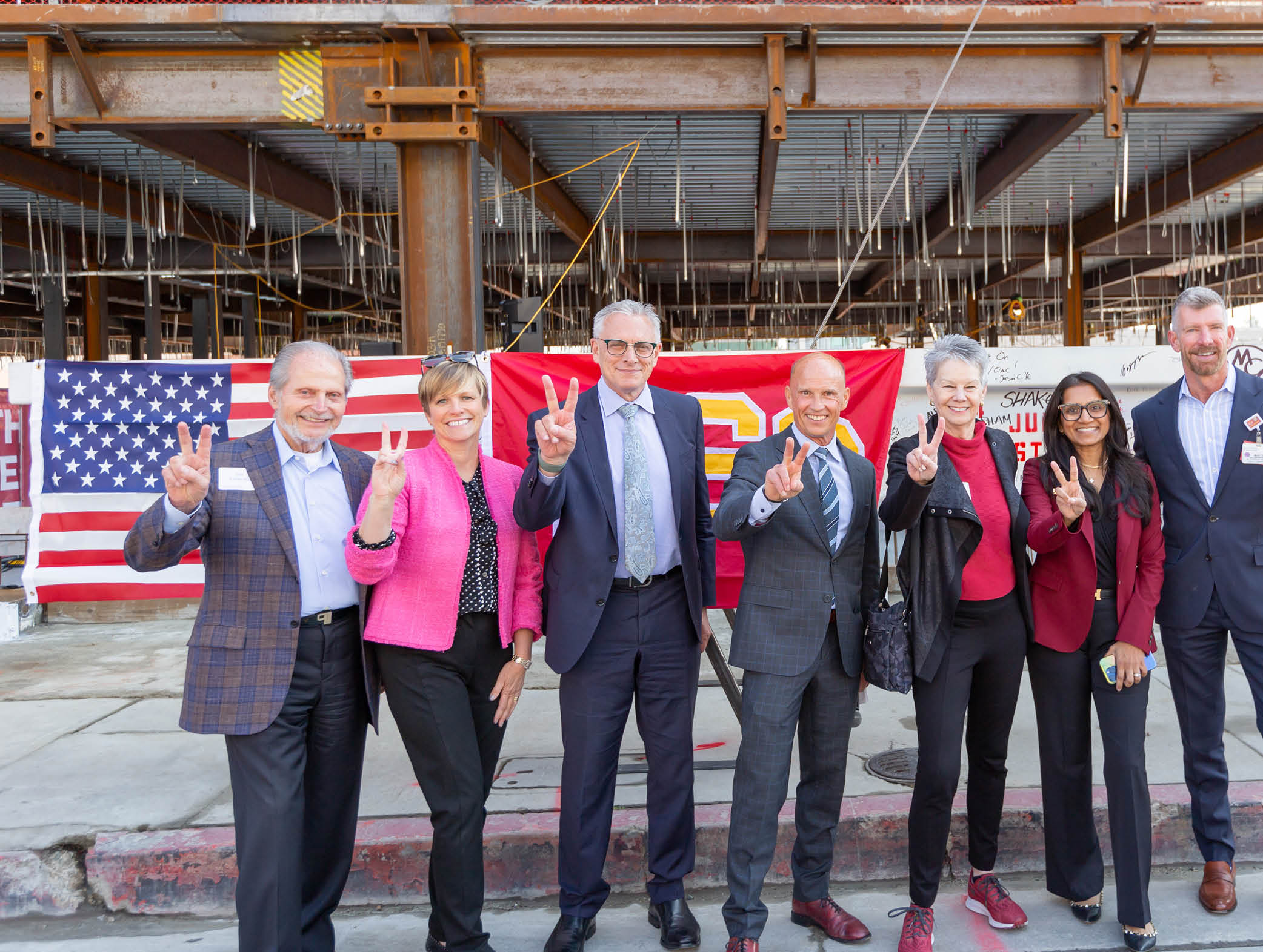  Pasadena MOB Last Beam Installation Ceremony - Keck Medicine of USC