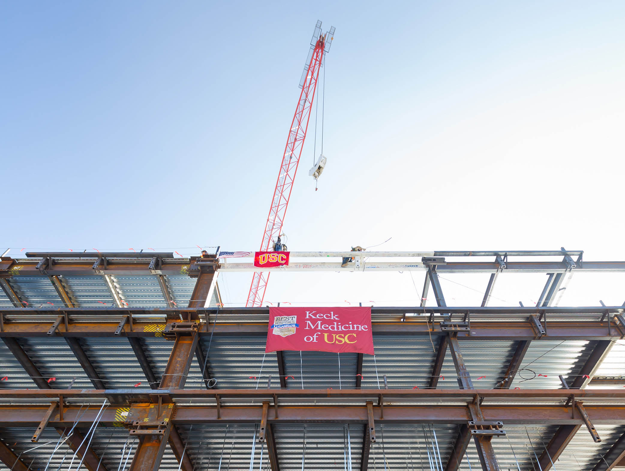  Pasadena MOB Last Beam Installation Ceremony - Keck Medicine of USC