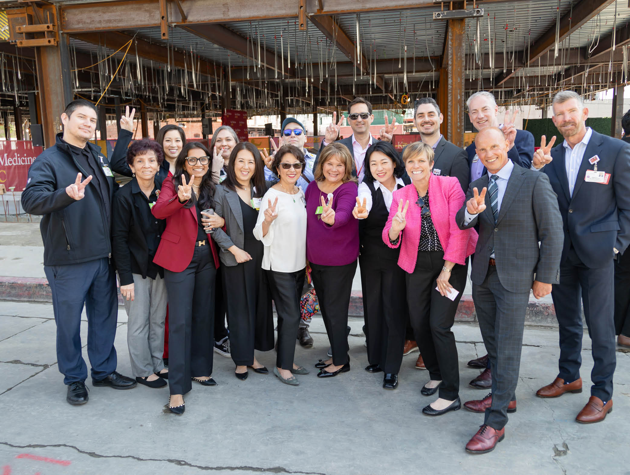 Pasadena MOB Last Beam Installation Ceremony - Keck Medicine of USC