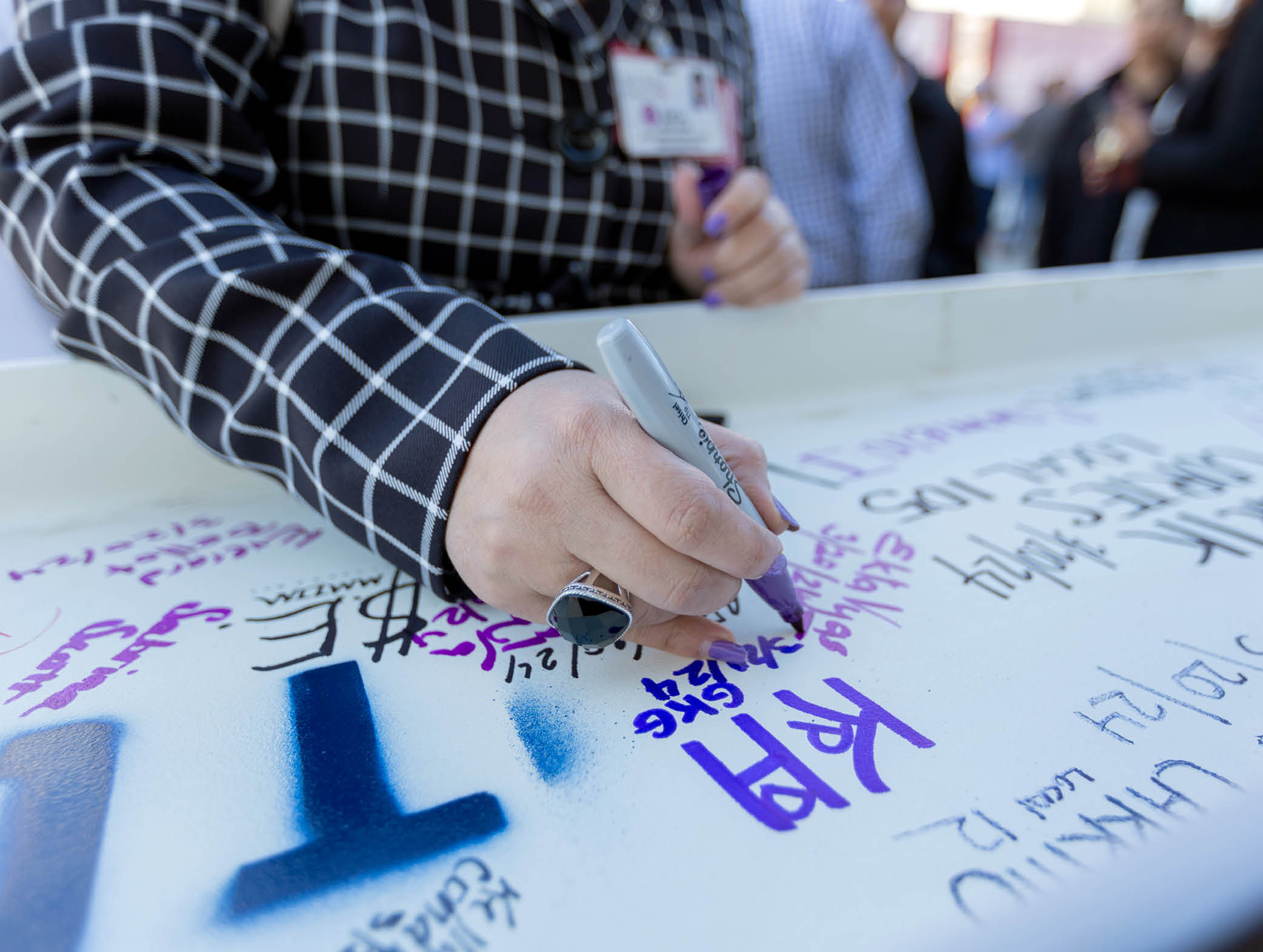 Pasadena MOB Last Beam Installation Ceremony - Keck Medicine of USC