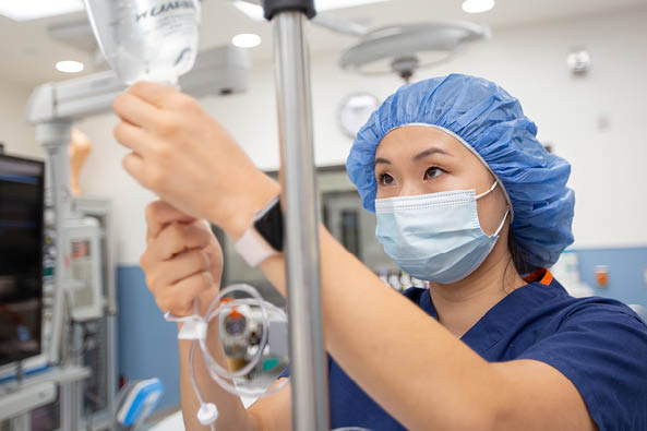  VHH Cardiac Cath Lab - USC Verdugo Hills Hospital - Keck Medicine of USC. (Rebekah Hsieh, RN)